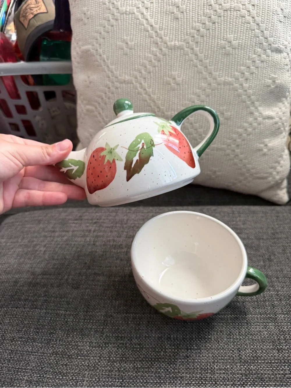 Strawberry Ceramic Teapot and Cup Set - White and Green